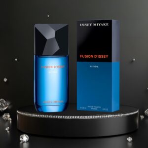 Bottle and packaging of Issey Miyake Fusion D’Issey Extreme Eau de Toilette Intense 100ml, featuring deep blue and black colour scheme with silver text, men’s fragrance EDT Intense.